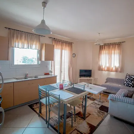 New Pyrgion With Fabulous View Appartamento *